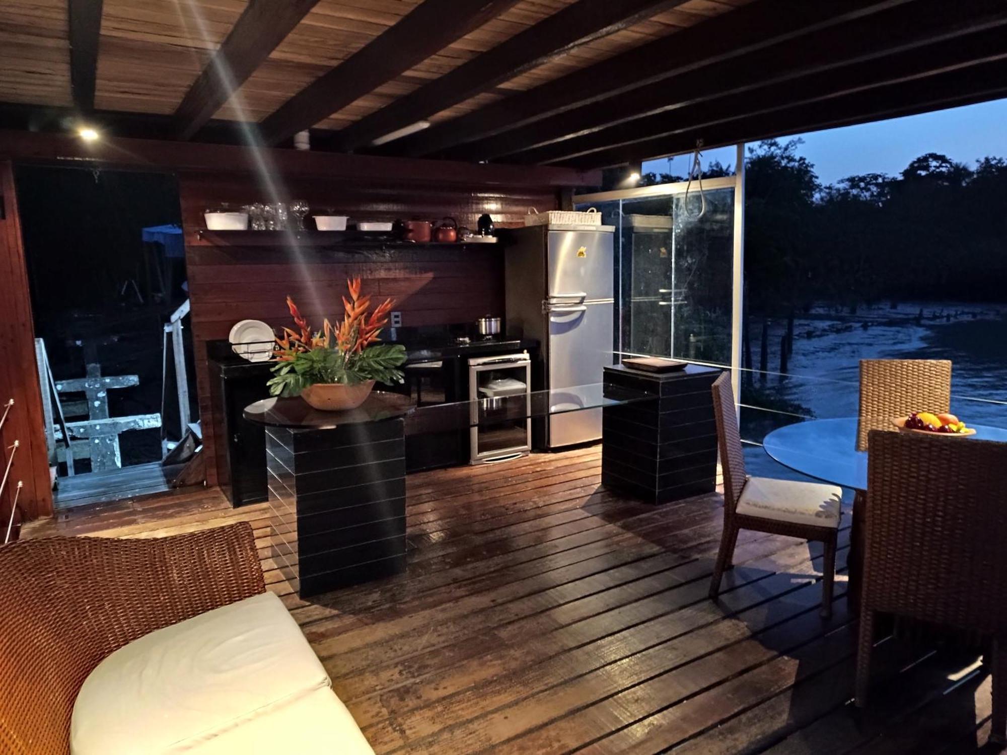 Suite Bangalo Ilha Da Fantasia Belém Exterior foto